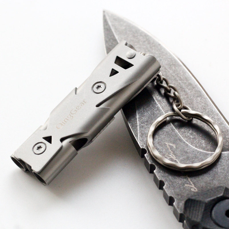 Stainless steel whistle Outdoor survival whistle Field high frequency whistle Earthquake rescue whistle High decibel double hole explosion whistle