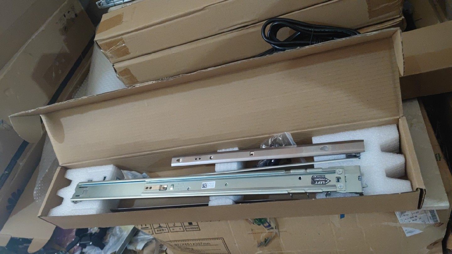 DELL Dell R410 R310 R210 R220 rail R230 rail server 0jwfr6 jwfr6