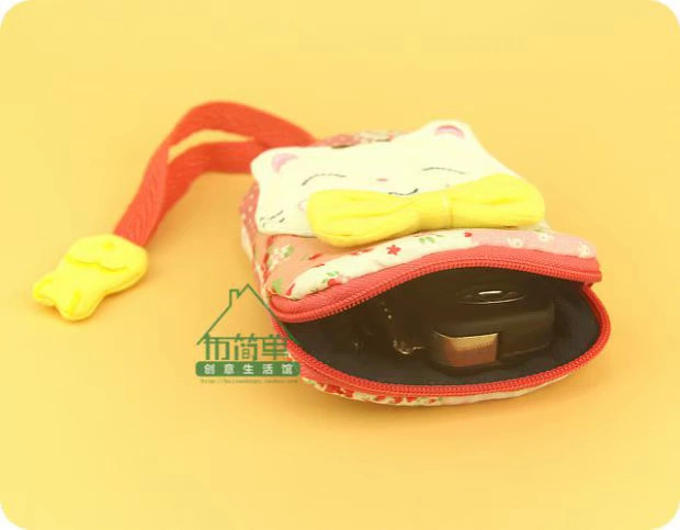 New Korea hot sale dễ thương hoạt hình sáng tạo nữ công suất lớn cửa an ninh đa chức năng kéo loại chìa khóa xe túi