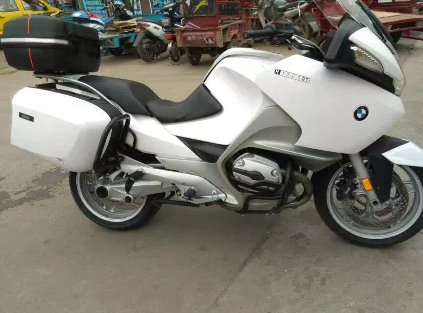 Hộp đuôi xe máy Aidele 982 Hộp lớn công cụ phát hành nhanh thùng sau xe máy giá rẻ
