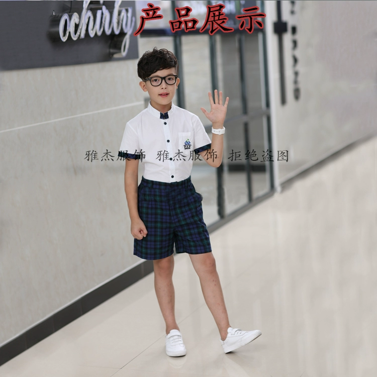 Trang phục biểu diễn của nam sinh và nữ sinh quận Panyu