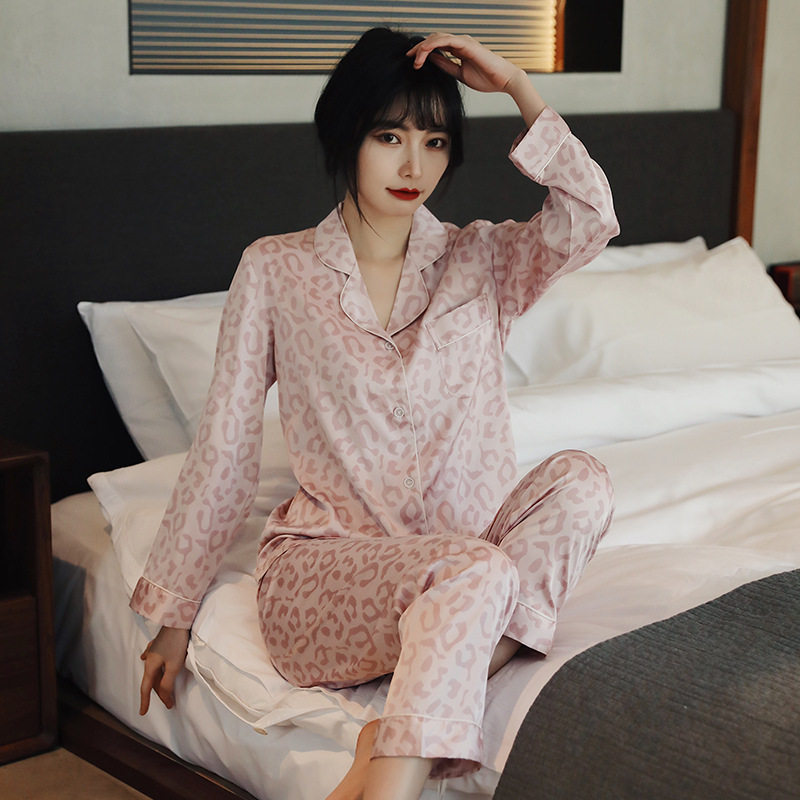 Silk pajamas women's 2022 new summer long-sleeved thin suits net red hot style BAO WEN air-conditioning home service IB