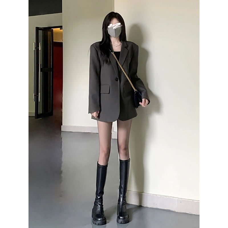 Gray Blazer for Women 2026 Spring and Autumn High-End Design Casual Elegant Loose Fit Slimming Small Suit