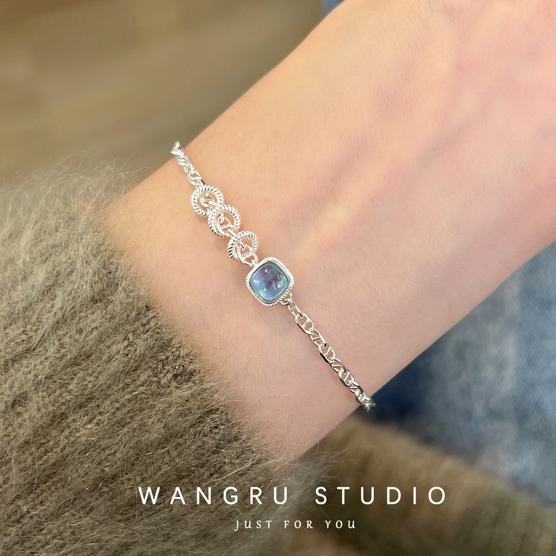 Sterling Silver Bracelet for Women, Light Luxury, Niche, Exquisite, High-End, Original Design Style, Birthday Gift, Natural Aquamarine Jewelry