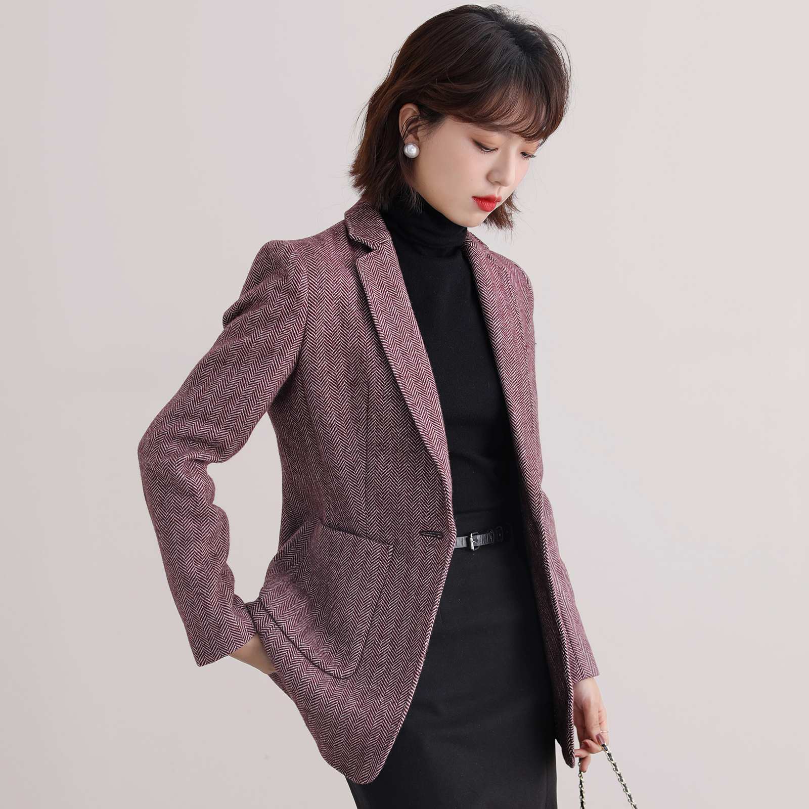 Temperament Western Suit Woman 2021 Autumn Winter New Light Extravagant Elegant Purple Red Commute Workplace A Grain Button Hair Suits