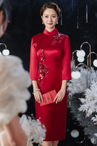 Wife of the Republic of China red qipao mother dress 2022 new spring and summer happy mother-in-law married long sleeve young style retro
