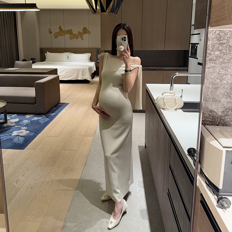 Jindoudou Maternity Summer New Style Off-Shoulder Tie Slim Fit Stretch Knit Solid Color Simple Dress for Women Summer