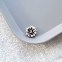 24#жемчужные круглые цветы-2 из них