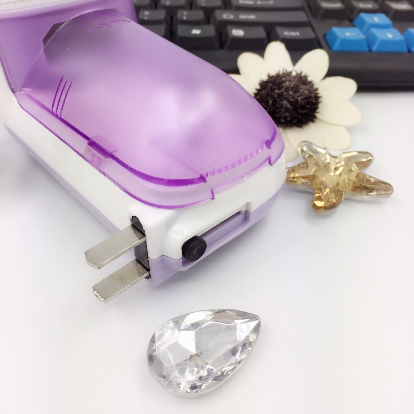 Gửi đầu dao Hộ gia đình năng lượng cao điện sạc tóc bóng xén áo len sạc thẳng để bóng đến tóc - Link Remover 	cách sử dụng máy cắt lông xù quần áo	