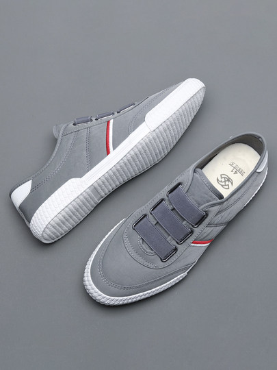 Canvas shoes men's spring breathable driving soft-soled white shoes men's sneakers Korean version versatile flash new casual shoes