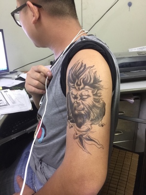 Gefei Monkey Flower Arm Tat Body Stickers Men And Women Waterproof Sun Wuki Bar Simulation Tattoos Gefei Monkey Flower Arm Tat Body Stickers Men And Women Waterproof Sun Wuki Bar Simulation Tattoos