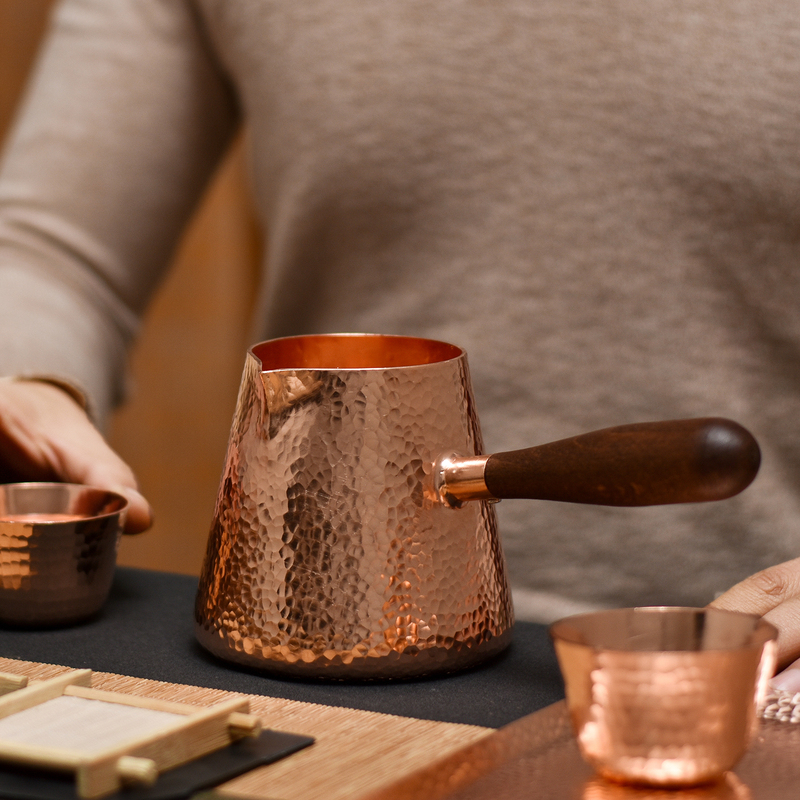 Pure Copper Tea Sharing Pot, Handcrafted and Thickened, Heat-Resistant Tea Divider, Handmade Kung Fu Tea Accessories