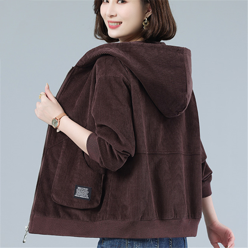 Mom's Spring and Autumn Corduroy Jacket 2026 New Style Middle-Aged and Elderly Spring Clothing Stylish 50-Year-Old Casual Loose Jacket Top