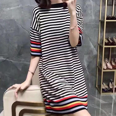 七彩亦酷中长款显瘦减龄遮肚子条纹冰丝针织连衣裙宽松女夏季薄款