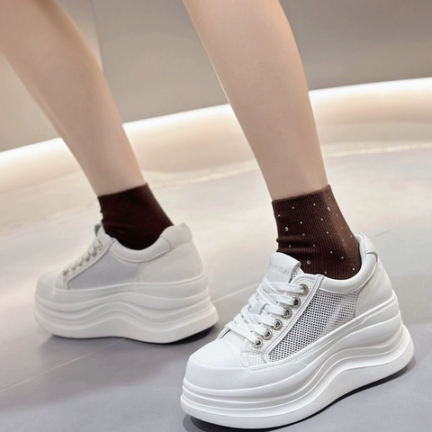 European Genuine Leather Thick-Soled White Sneakers for Women, 2026 Summer New Versatile Style, Height-Increasing 8cm Casual Sports Breathable Mesh Sneakers