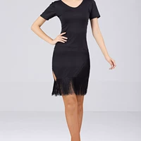 Черный (украшение кисточкой)