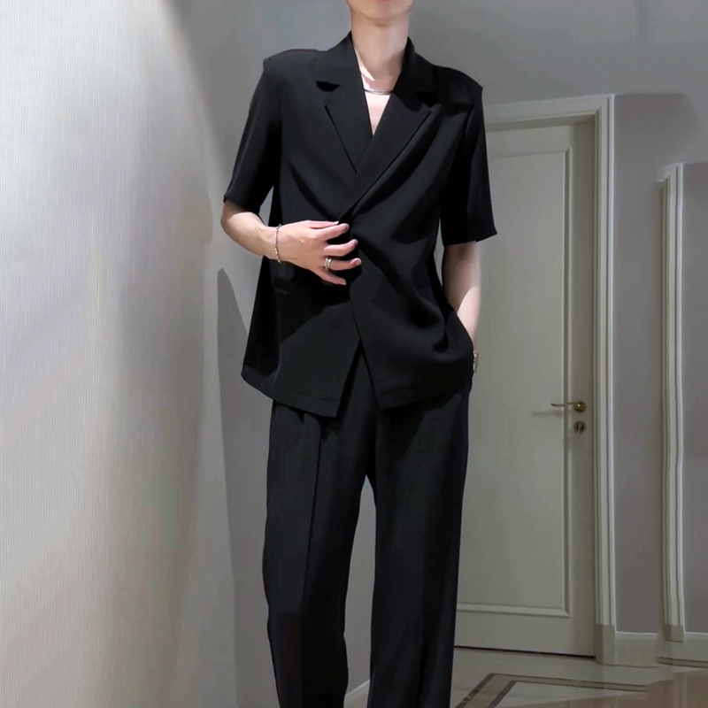 Laid-Style Summer Handsome Suit Set for Men, Ice Silk Thin Fashion Drape Casual Short-Sleeved Suit Trendy Jacket Laid-Style Summer Handsome Suit Set for Men, Ice Silk Thin Fashion Drape Casual Short-Sleeved Suit Trendy Jacket
