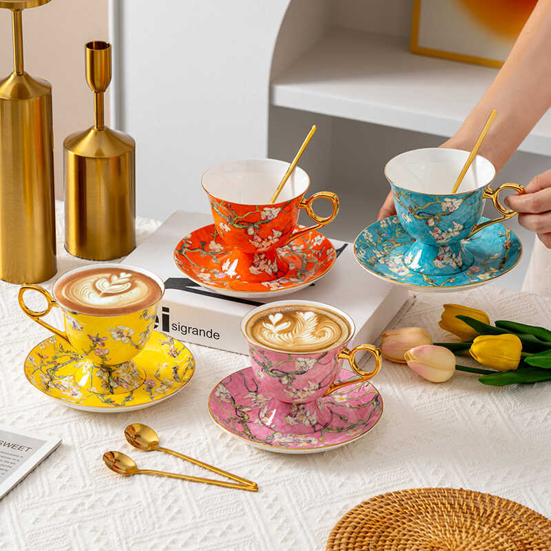 Yueguang Treasure Box Light Luxury High-Value Bone China Coffee Cup and Saucer Set European Retro Palace Afternoon Tea Cup Coffee Cup Yueguang Treasure Box Light Luxury High-Value Bone China Coffee Cup and Saucer Set European Retro Palace Afternoon Tea Cup Coffee Cup