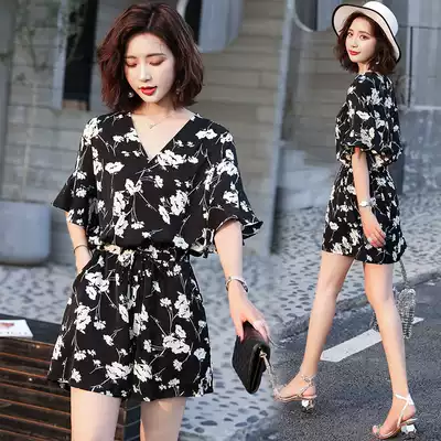 European station summer clothes new Western style fashion printing V-neck short-sleeved dark button waist shorts cool jumpsuit women's trend