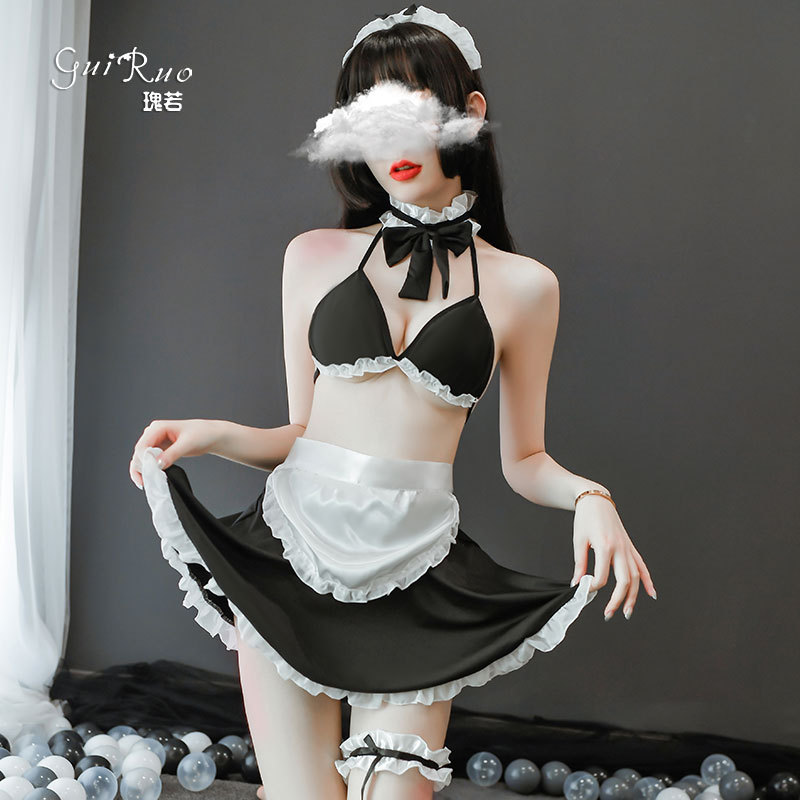 Sweet maid tied with bras three-point open apron maid plays a good girlfriend Lolly uniform