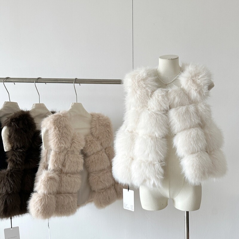 Korean Style Faux Fox Fur Vest for Women 2026 Autumn and Winter New Versatile Vest for Petite Figures Fur Vest Jacket