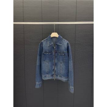 Cangmei Women's Fashion - Denim Jacket with Turn-Down Collar and Zipper Pockets (It's Recommended to Order a Size Larger!)