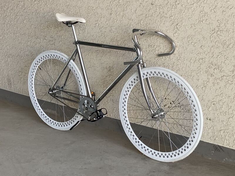 Fixed Gear Bicycle, Retro Style, Electroplated and Painted, Suitable for Male and Female Students, Reverse Riding, Reverse Braking, Fixed Gear Bike