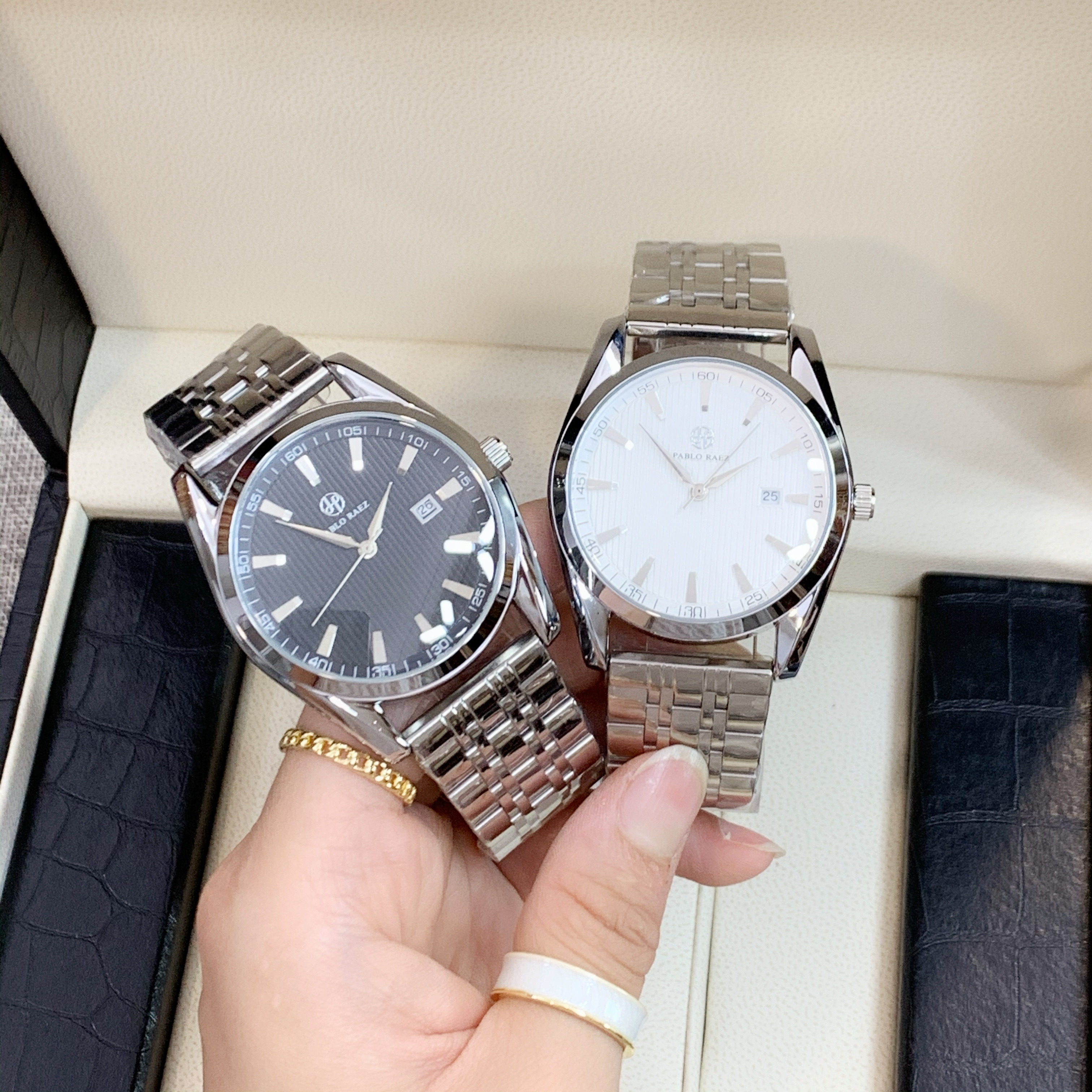Business Men's Steel Band Butterfly Buckle New Fashion Minimalist Calendar Quartz Trend Watch_voghion.com