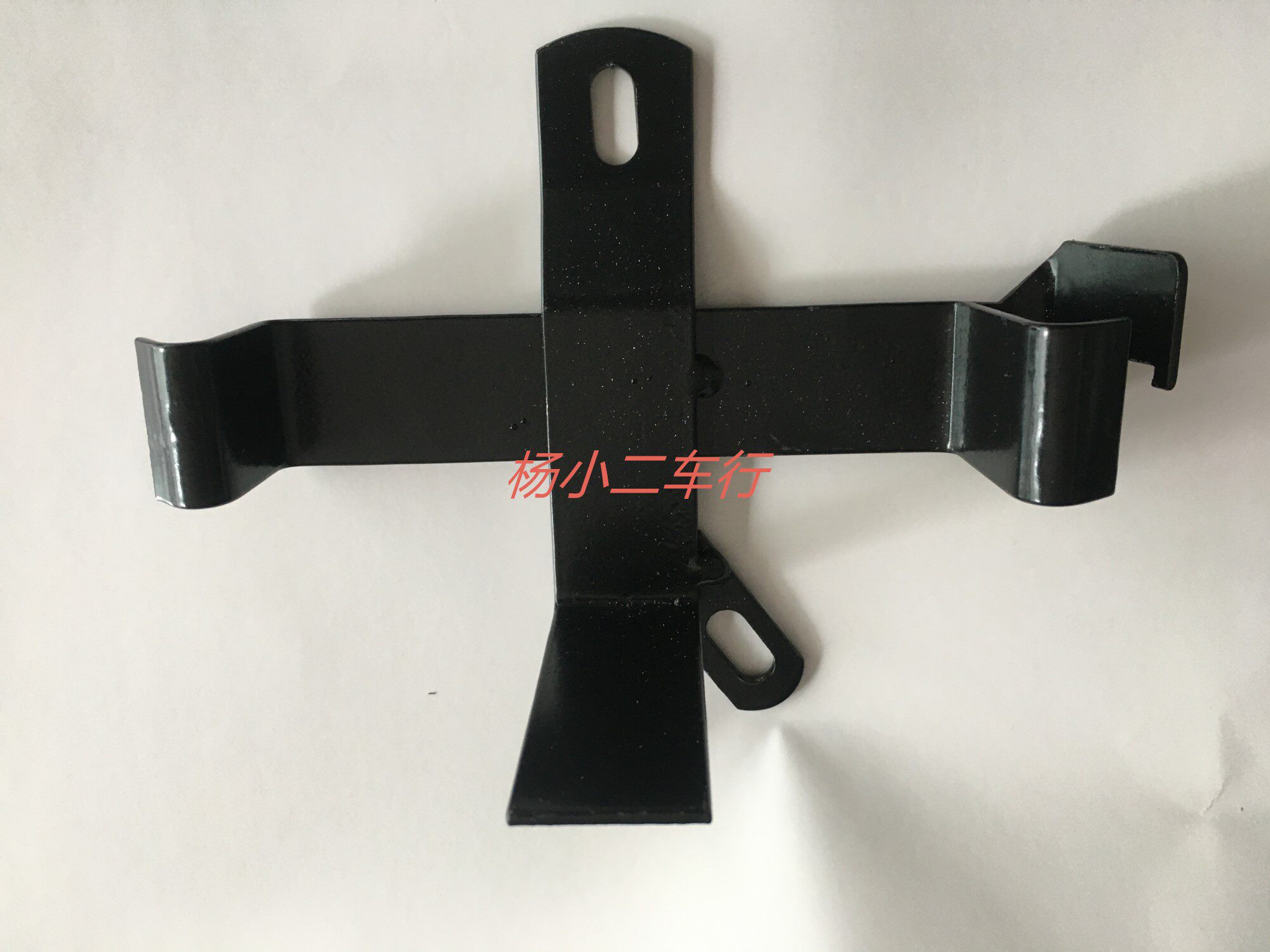 Little monkey battery holder