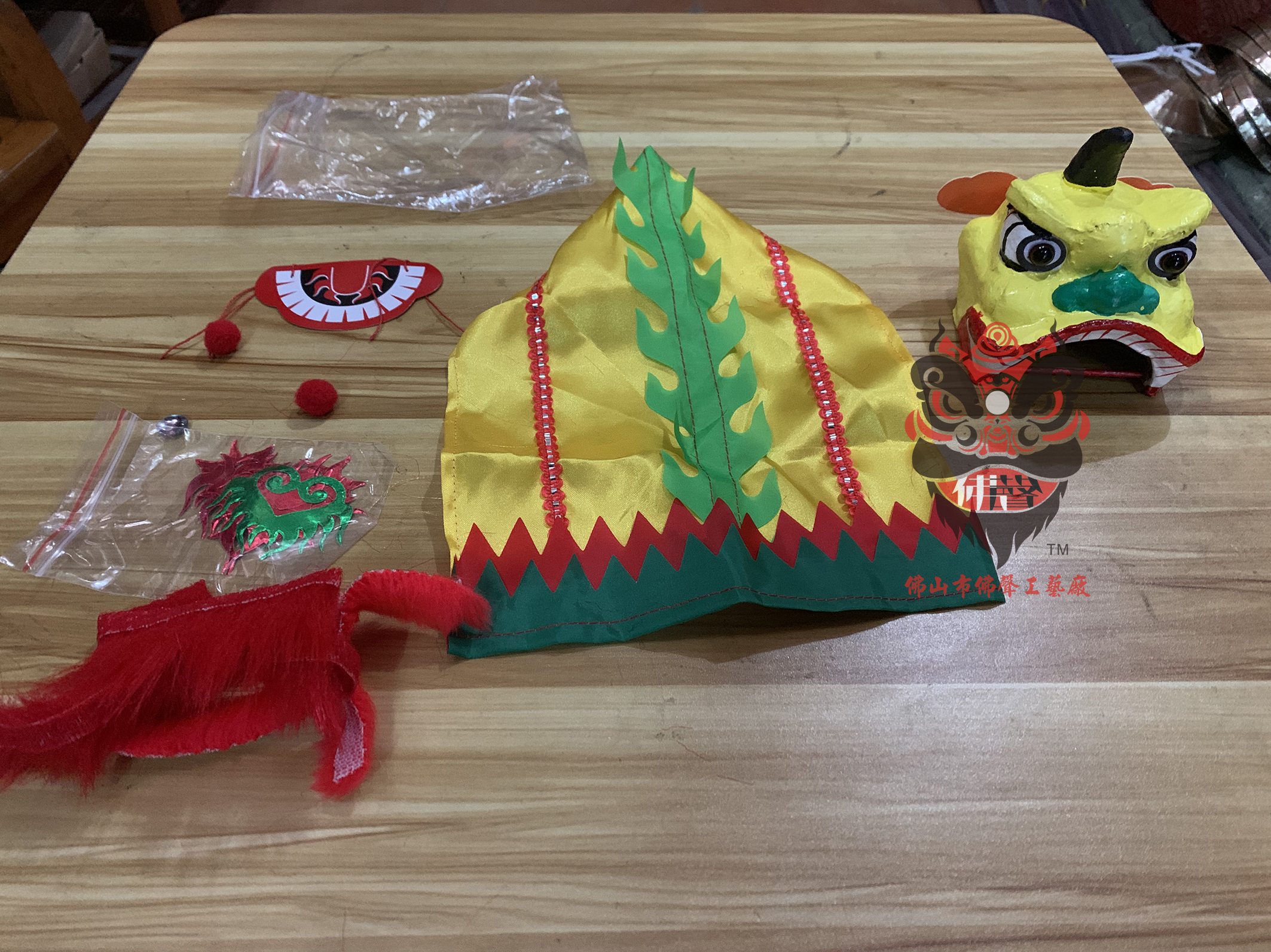 Super-valued Popularity Lion's Furnishing Pendulum with Hand Play Artisanal Buddha Mountain Non-Relic Gift Miniature Lion Head Ornament Lion Lion Drum