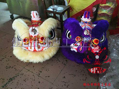 Promotional Set of Traditional Lion Dance Props Including a Large Lion Head, Suitable for Southern Lion Dance, Awakening Lion Dance, Foshan Southern Lion Dance, Awakening Lion Dance Performance, and Lion Dance Props