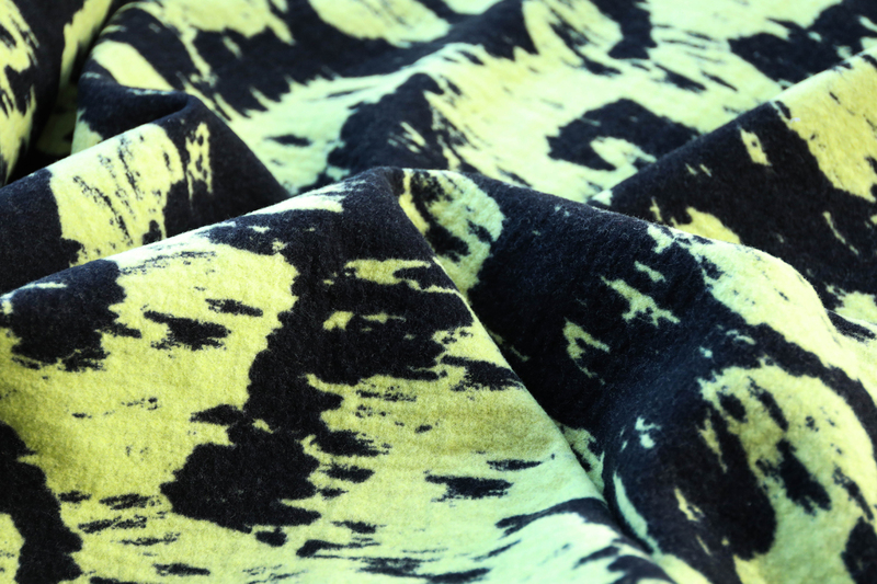Imported from Italy, Warm and Comfortable Irish Green and Black Mottled Fusion Double-Sided Removable Velvet Wool Fabric