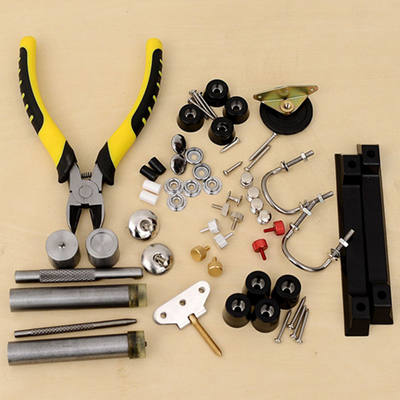 Accordion accessories: bellows, buckles, shaft sleeves, foot pads, bass buttons, air release buttons, back straps, hanging rings, cover screws