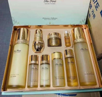 Self-recommended South Korea to bring back OHUI Ouhui Ou Hui repair water milk set extremely two 2 4-piece 4-piece box