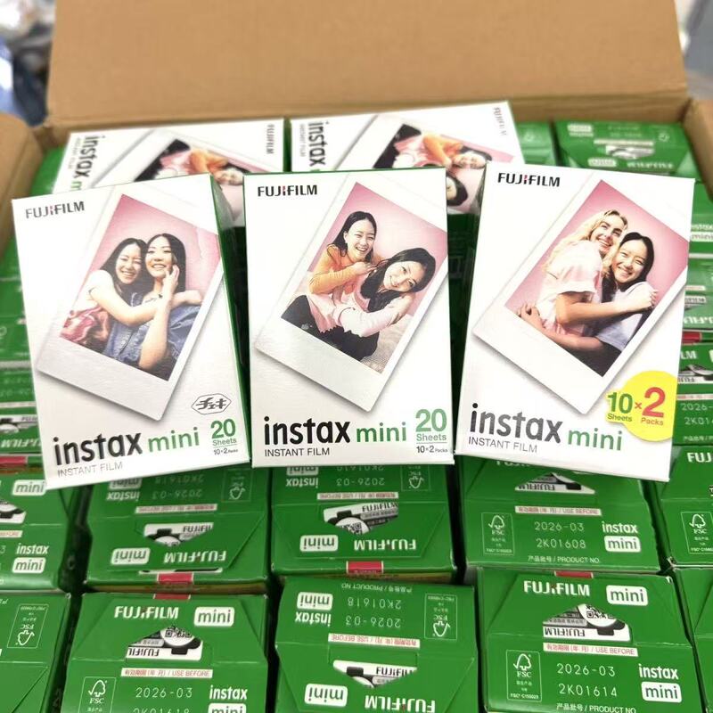 Fuji Instax Mini White Border 3inch Mini Universal Photo Paper 7S/9/40/90 White Border Mini Film in Stock Fuji Instax Mini White Border 3inch Mini Universal Photo Paper 7S/9/40/90 White Border Mini Film in Stock