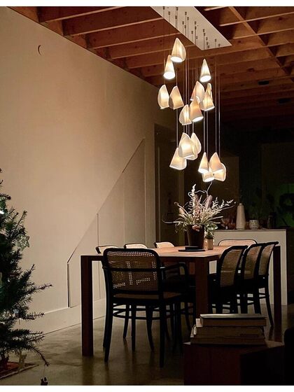 Nordic Creative Ceramic Roll Paper Chandelier Modern Villa Living Room Hotel Morning Glory Decoration Staircase Designer Lighting