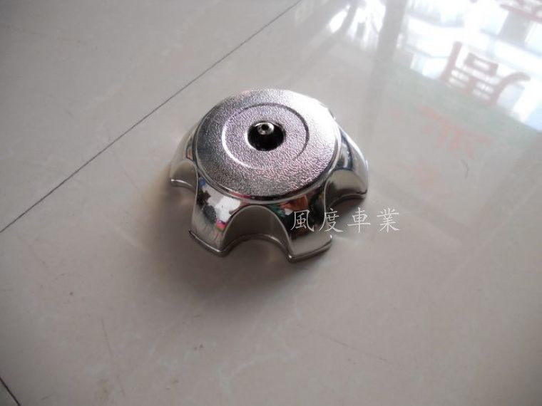 110cc small off-road motorcycle small off-road motorcycle electroplating fuel tank plastic cover Apollo 1 4 inch socket wrench Eagle Kawasaki