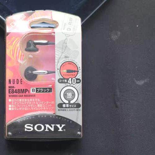 SONY全新MDR-E848 MP1黑色针插全套带包装（E888 E838 E575 E484评价