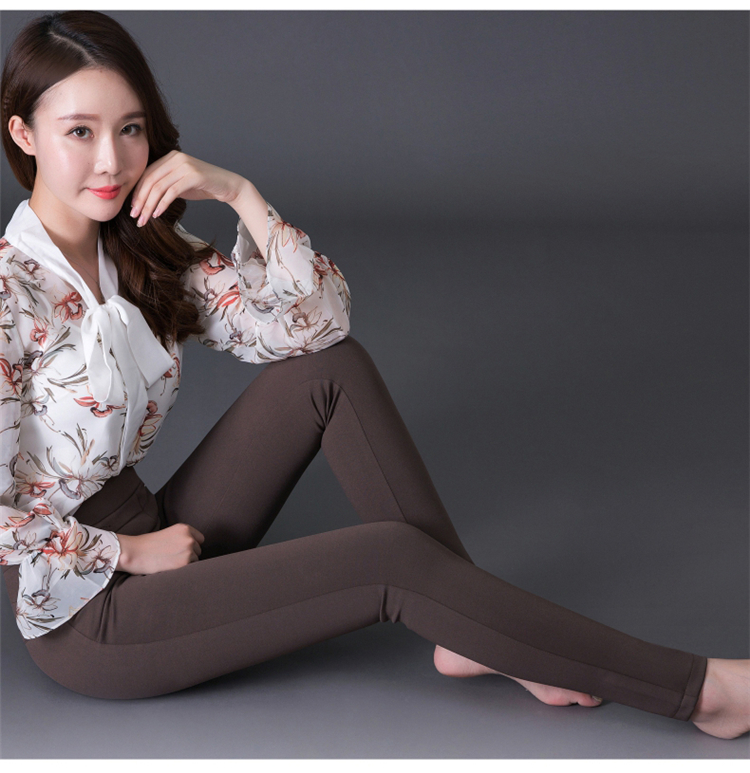 Cộng với nhung dày mùa thu và mùa đông mặc quần legging Mẹ trung niên quần tải cao eo cao co giãn trung niên quần nữ chân quần quần jean nữ cao cấp
