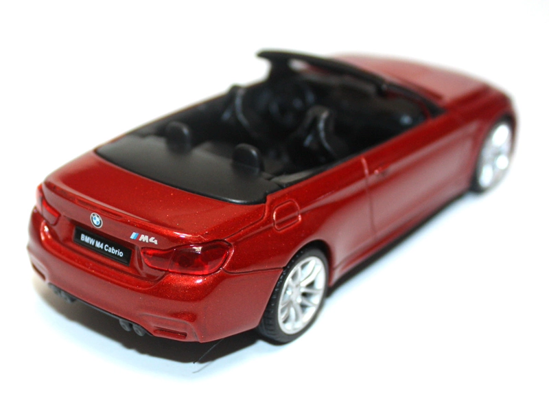 Cc toy BMW M4 mẫu xe mui trần Kéo lại đồ chơi xe 4,5 inch dài khoảng 11 cm - Chế độ tĩnh