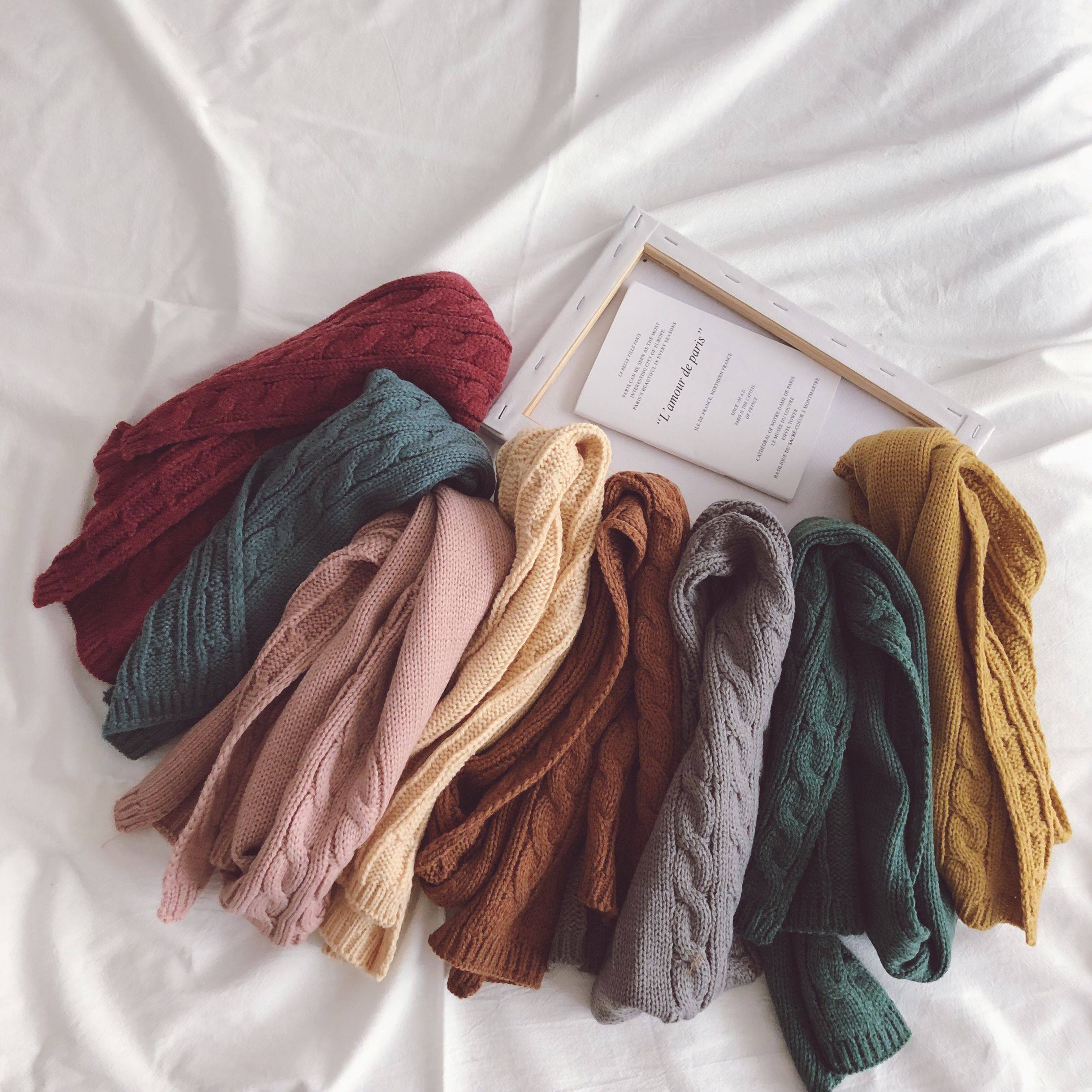 Solid color children's three-dimensional twist scarf Autumn and winter warm boys and girls knitted scarf wool scarf