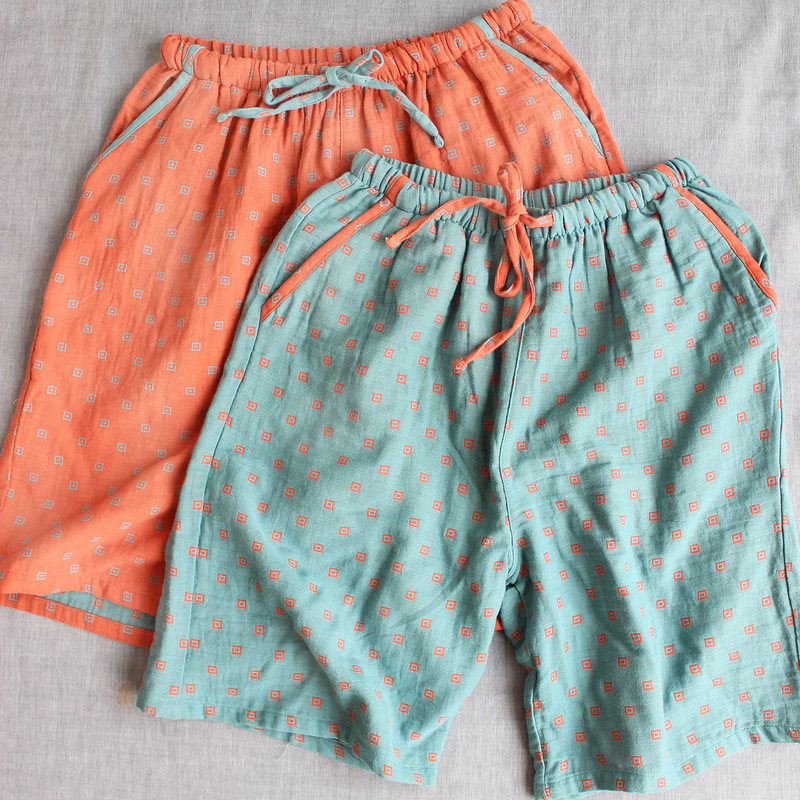 Summer New Men's Pure Cotton Pajama Shorts, Jacquard Color-Blocked, Bright Colors, Versatile Home Pants with Pockets, Can Be Worn Outside Summer New Men's Pure Cotton Pajama Shorts, Jacquard Color-Blocked, Bright Colors, Versatile Home Pants with Pockets, Can Be Worn Outside