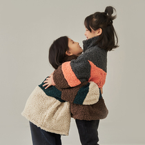 Pear small leisure children 2021 autumn and winter New Korean version of foreign atmosphere children Girl stand collar lamb hair double-sided coat