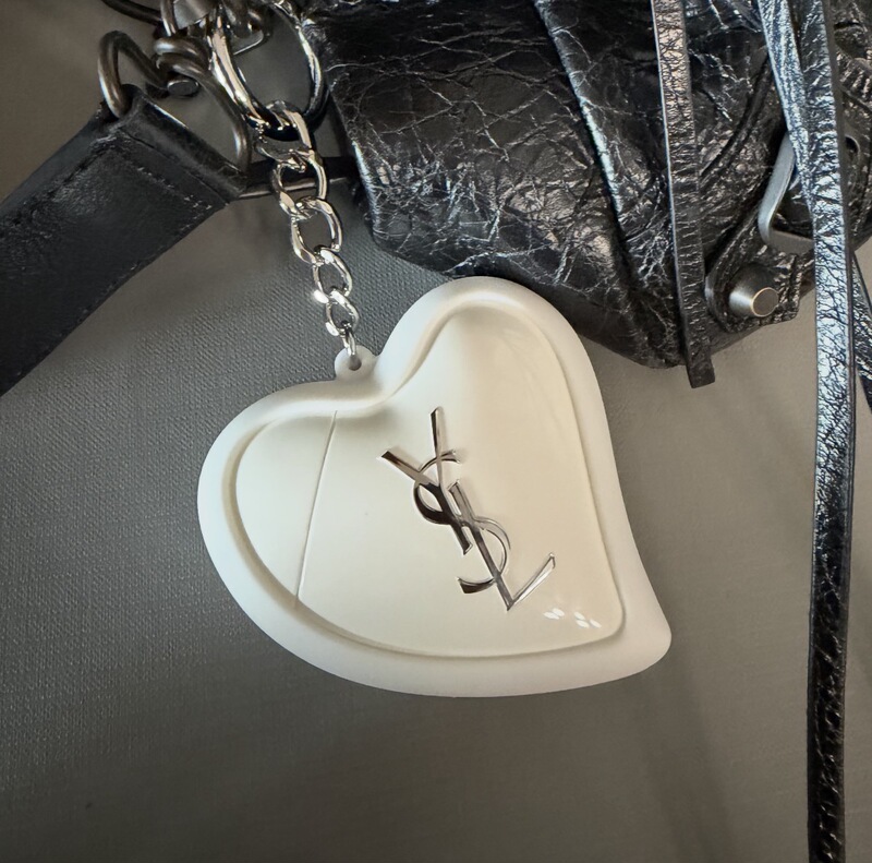 Ysl Saint Laurent Eccentric Hand Cream Bag with Haute Couture Gift Box Multi-Effect Moisturizing and Soothing 50ml