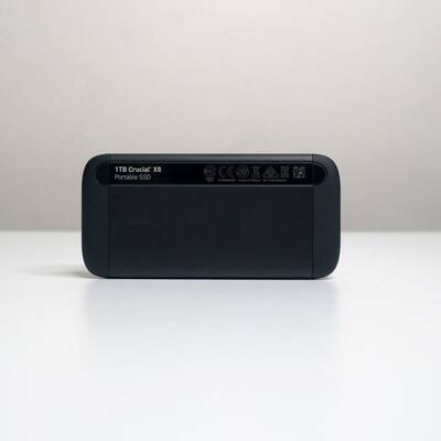 Micron Crucial X8 portable SSD solid-state drive with a speed of 1050MB/s.