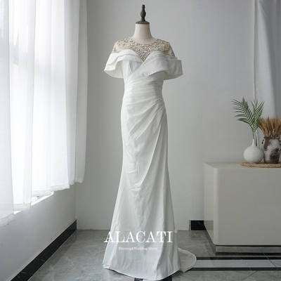 Group purchase price! A new simple yet luxurious 3D stereoscopic cut, slimming and figure-hugging long fishtail white evening dress