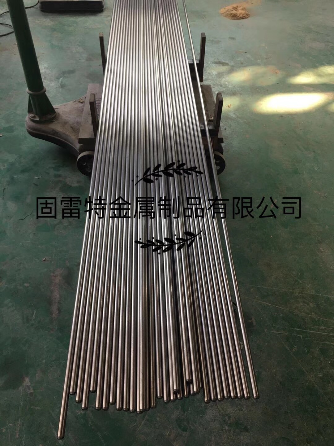 S136 light round diameter 3 3-130 mm 4Cr13HPM38sujs420j2 peeling round steel