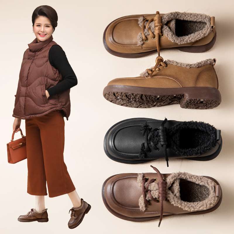 Genuine Leather Soft-Soled Mother's Shoes, Sneakers for Women, Fleece-Lined, Comfortable and Non-Tiring for Middle-Aged and Elderly People, Non-Slip Leather Shoes, Autumn and Winter Models Genuine Leather Soft-Soled Mother's Shoes, Sneakers for Women, Fleece-Lined, Comfortable and Non-Tiring for Middle-Aged and Elderly People, Non-Slip Leather Shoes, Autumn and Winter Models