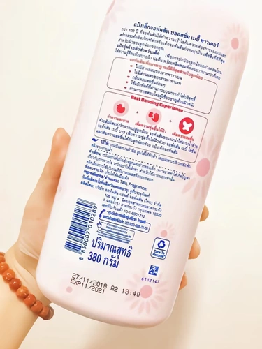 Тайский ребенок Джонсонс прохладный кусочек BB порошок вентилятора phan rom baby 180g