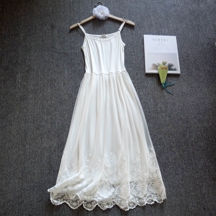 2026 Spring and Autumn New Style Spaghetti Strap Mesh Lace Dress Over-The-Knee Long Lace Tank Dress High Waist Inner Petticoat